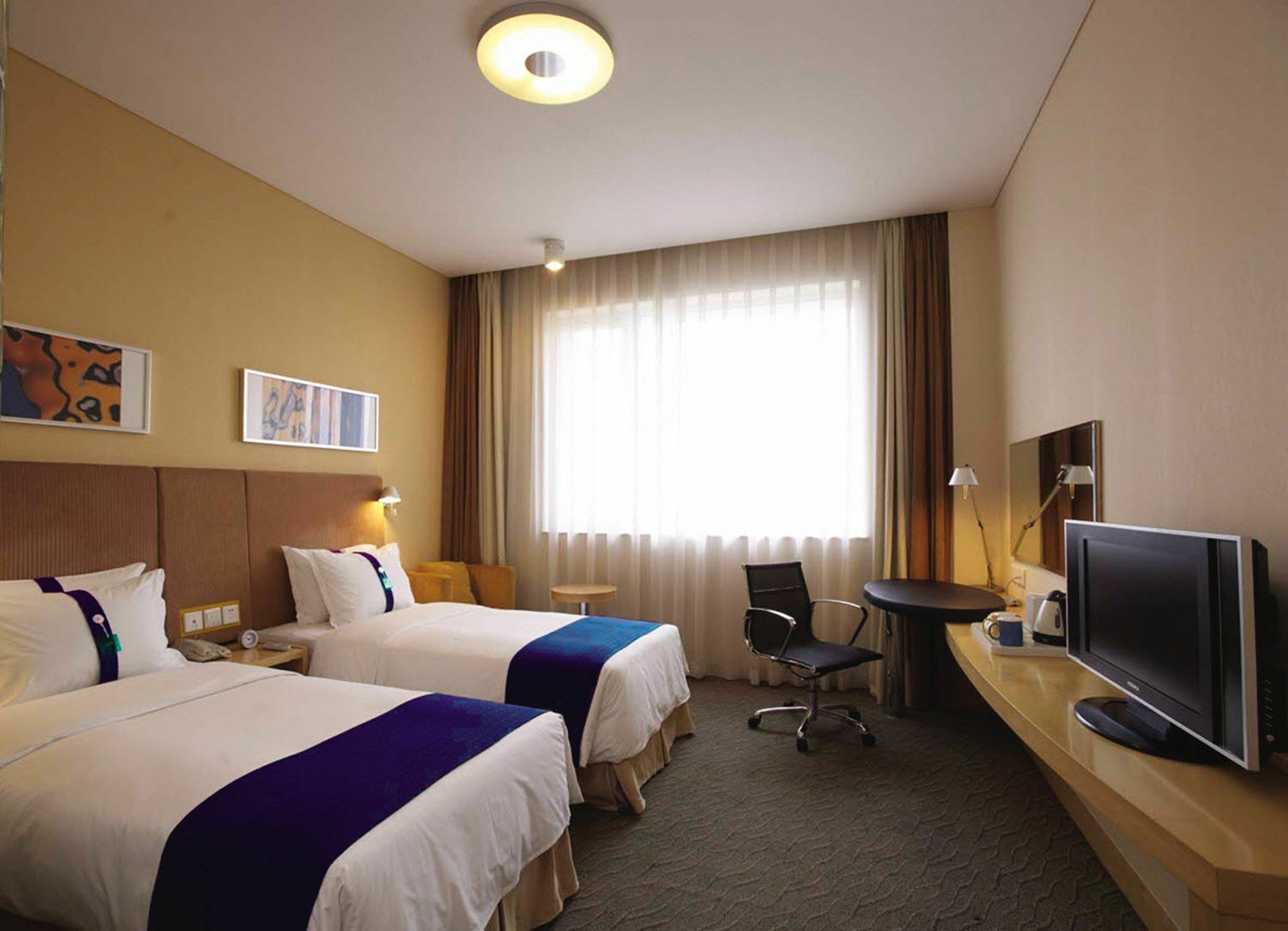 Holiday Inn Express Luoyang Xiyuan Esterno foto