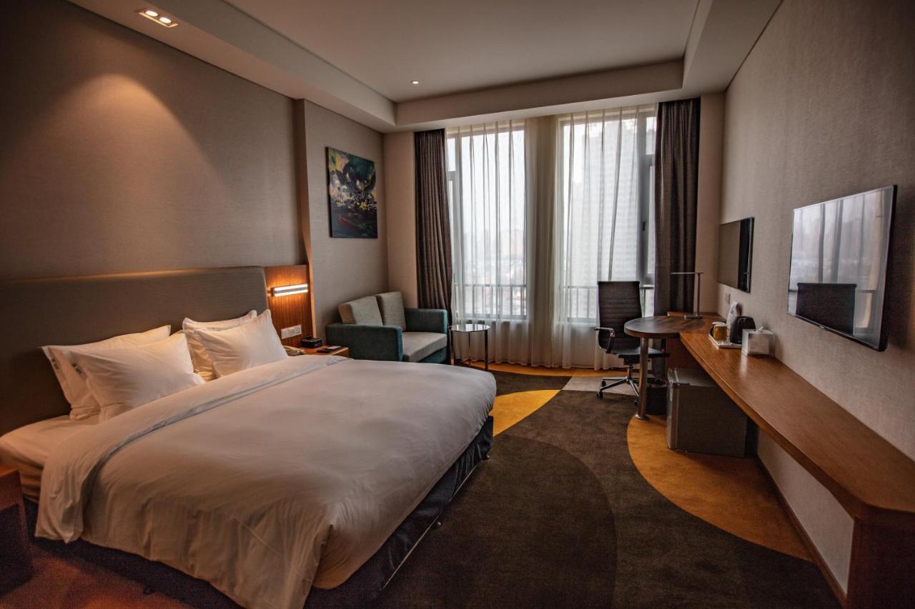 Holiday Inn Express Luoyang Xiyuan Esterno foto